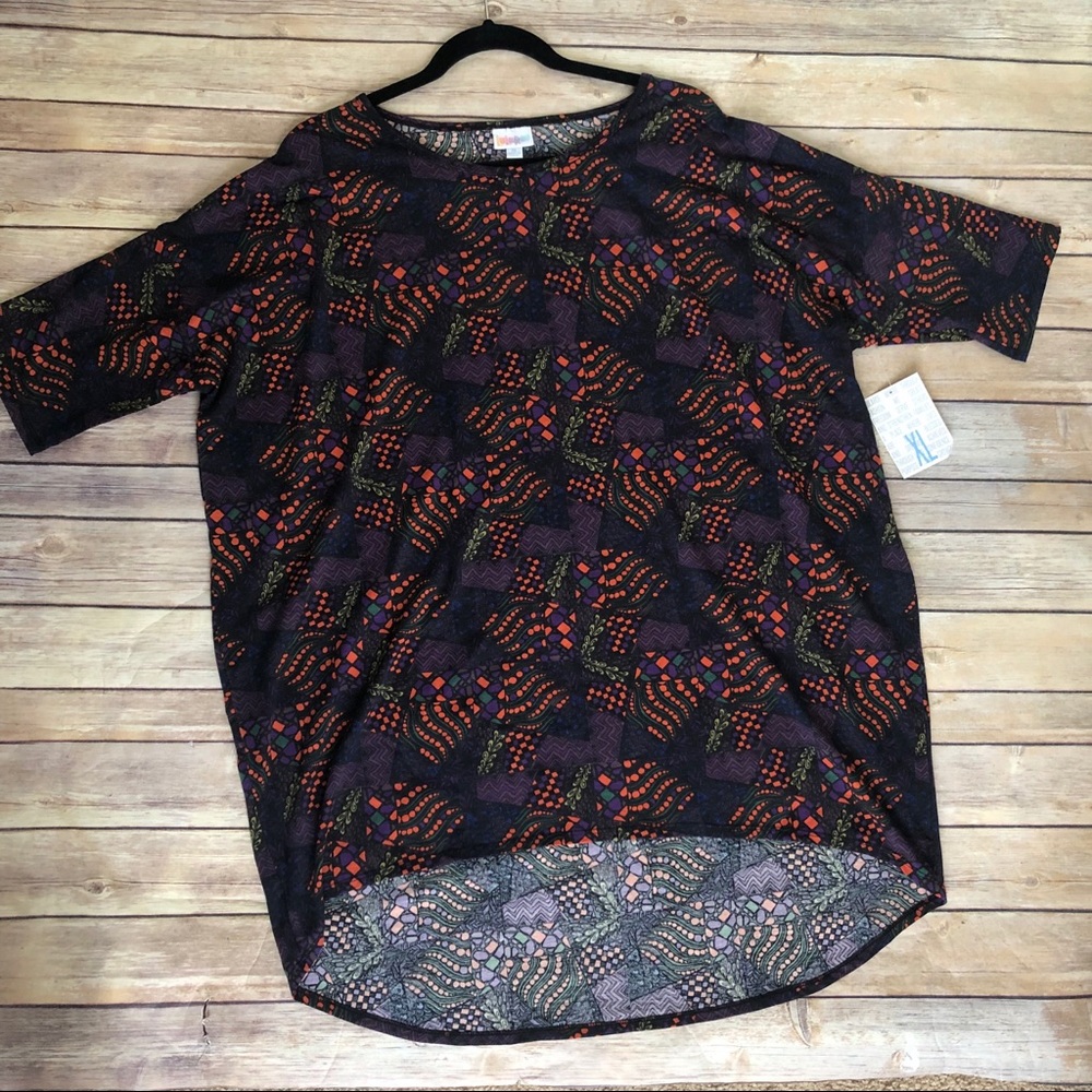 LULAROE || IRMA SHIRT
